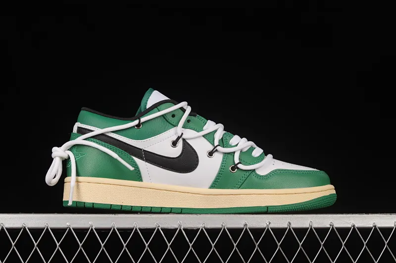 All categories Air Jordan Jordan series basketball shoes Air Jordan 1 Low Z version Air Jordan 1 Low AJ1 Joe 1 customized version Vibe flavor deconstruction Sports culture basketball shoes 553558-129